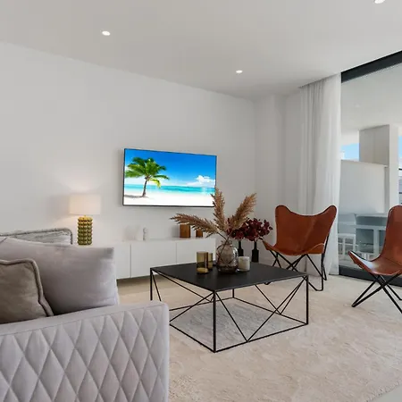 Vivi Homes - El Valle Pool, Wellness, Gym & Sea View Apartment